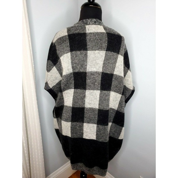 BANANA REPUBLIC Buffalo Check Mohair Cardigan - Picture 4 of 9